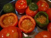 domates-kai-piperies-gemistes-me-ryzi4.jpg