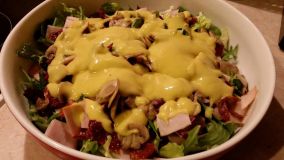 salata-marouli-me-liasth-ntomata.jpg