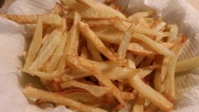 xoirines-boukies-me-saltsa-mayris-byras4.jpg