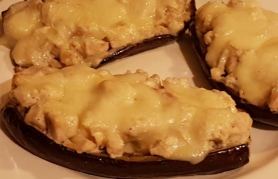 &Mu;&epsilon;&lambda;&iota;&tau;&zeta;ά&nu;&epsilon;&sigmaf; &mu;&epsilon; &kappa;&omicron;&tau;ό&pi;&omicron;&upsilon;&lambda;&omicron; &kappa;&alpha;&iota; &kappa;&alpha;&rho;&alpha;&mu;&epsilon;&lambda;&omega;&mu;έ&nu;&alpha; &kappa;&rho;&epsilon;&mu;&mu;ύ&delta;&iota;&alpha;