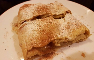 &Sigma;&tau;&rho;&omicron;ύ&nu;&tau;&epsilon;&lambda; &mu;ή&lambda;&omicron;&upsilon;