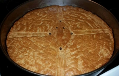&Sigma;&mu;&upsilon;&rho;&nu;έ&iota;&kappa;&eta; &beta;&alpha;&sigma;&iota;&lambda;ό&pi;&iota;&tau;&alpha;