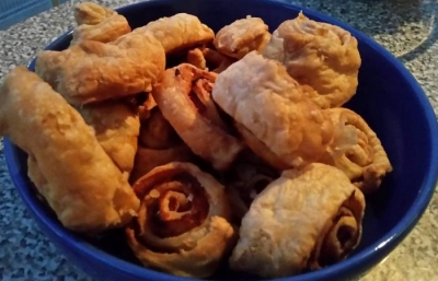 &Sigma;&phi;&omicron;&lambda;&iota;&alpha;&tau;ά&kappa;&iota;&alpha; &mu;&epsilon; &mu;&pi;έ&iota;&kappa;&omicron;&nu; &kappa;&alpha;&iota; &tau;&upsilon;&rho;ί